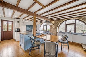 Open plan breakfast kitchen- click for photo gallery